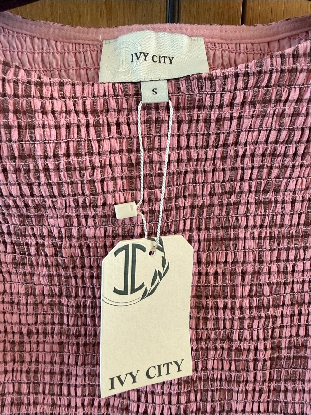 Ivy City Ana Smocked Sleeveless Dress in Pink & Brown Color Gingham size Small - Picture 2 of 6